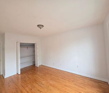 5½ Apartment Available - A louer • For Rent - Photo 3