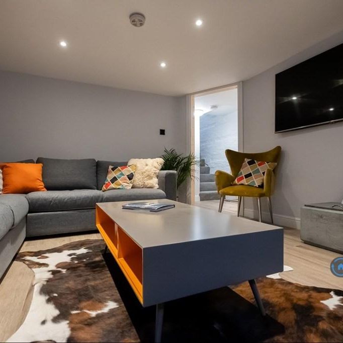 1 bedroom in a house share to rent - Photo 1