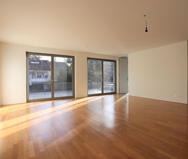 Grosszügige helle 3.5 Zimmer-Wohnung mit grosser Terrasse - Foto 3
