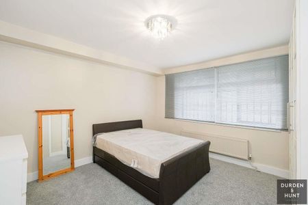 Richmond Road, London - Photo 2