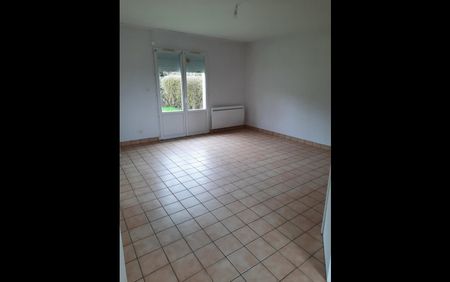 Location Maison 4 pièces 81 m² Lye - Photo 5