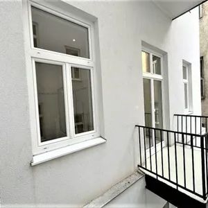 MÖLLWALDPLATZ, U1-NÄHE, 71 m2 Altbau mit Balkon, 3 Zimmer, Küche, Wannenbad, 1. Liftstock, Belvedere-Nähe - Photo 2