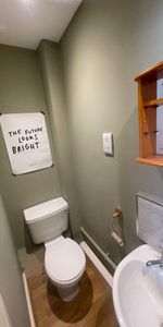 Studio Flat, Elsham Road, W14 - Photo 4