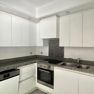 Appartement te huur in Brussel voor € 1.200 met 1 slaapkamer - Photo 3
