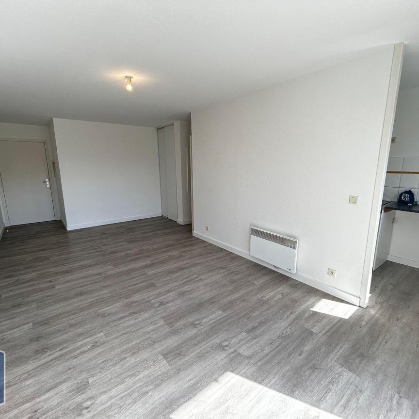 Location Appartement 2 pièces 47m² ST PIERRE DU MONT 40280 - Photo 1