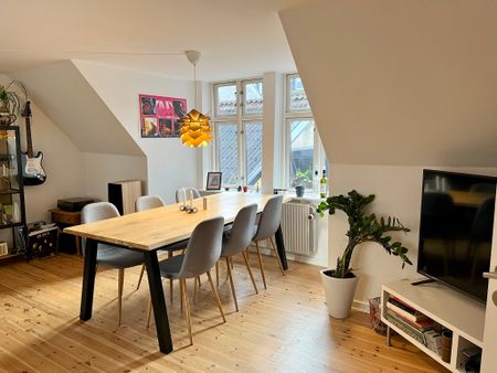 Lys lejlighed i Aalborgs gågade med moderne faciliteter - Photo 3