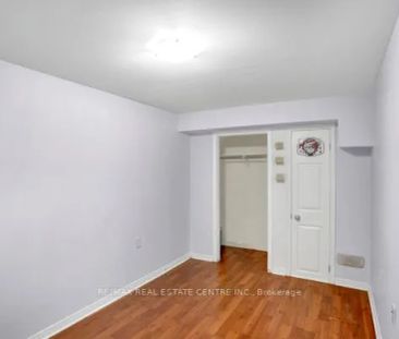 58 Avenue Street #Lower - Photo 1