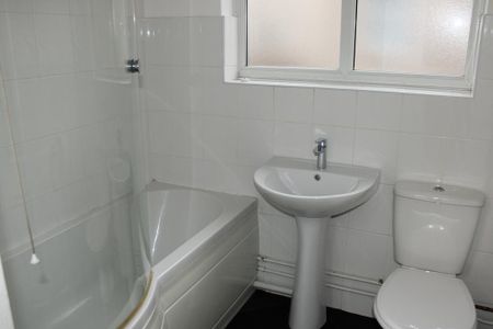 2 bedroom house to rent - Photo 3