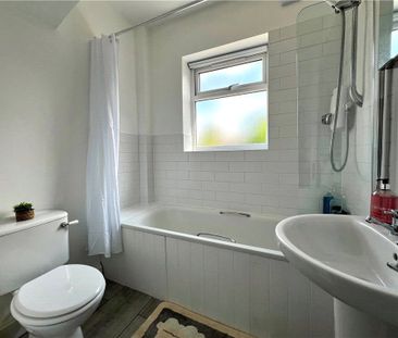 Epsom Road, Guildford, Surrey, GU1 3LE - Photo 2