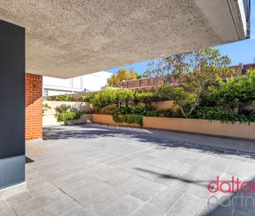 Two Bedroom Unit In Prime Location - Photo 5