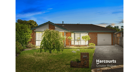 STUNNING HOME WITH DRIVE THRU ACCESS - Photo 3