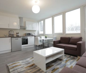 13 Corringham House (i) – Room 4 - Photo 4