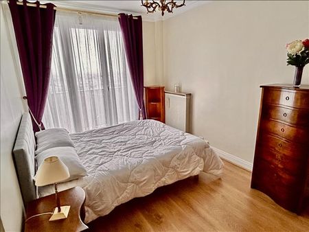 2 pièces - Meublé - 46,36 m² - 7ème étage - Colocation non autorisée - Photo 4