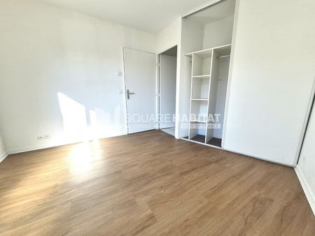 Location Appartement 2 pièces 45m² ROUBAIX 59100 - Photo 2