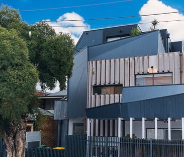 Inner city living! - Photo 6