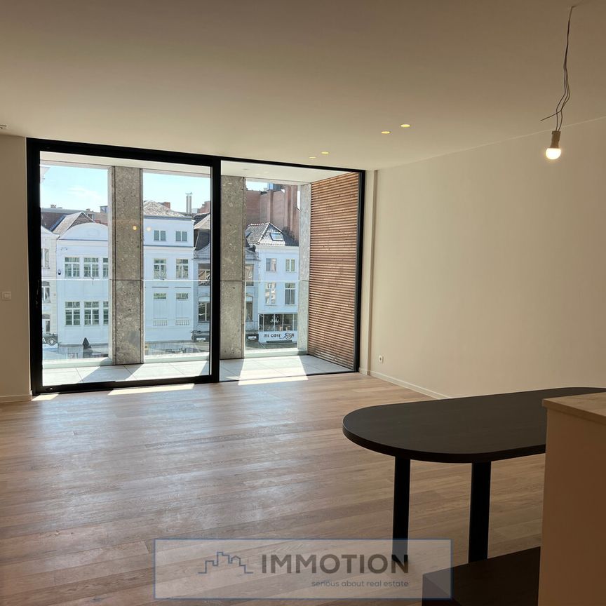 Prachtig nieuwbouw appartement met 2 slaapkamers, terras en garagebox. - Foto 1