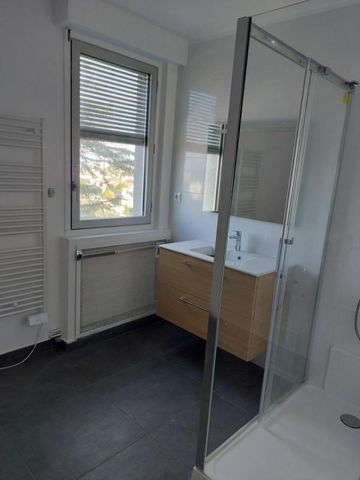 Location Appartement 4 pièces 127m² BORDEAUX 33200 - Photo 5