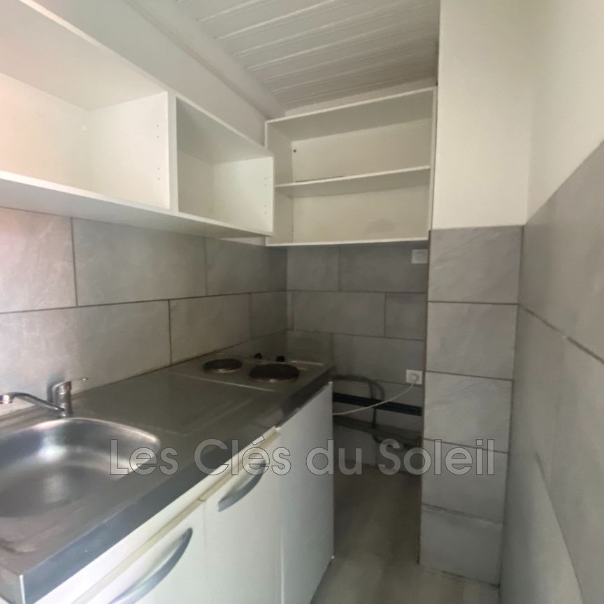 Location Appartement 1 pièce 19m² TOULON 83000 - Photo 1