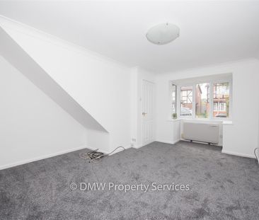 Colwick Manor Farm, Colwick, Nottingham - Photo 1