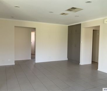 Stunning family home - Photo 3