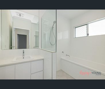 46 Pepperbush Circuit, Mount Low, Qld 4818 - Photo 5
