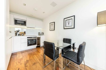 Wood Street, Barbican, EC2Y - Photo 3