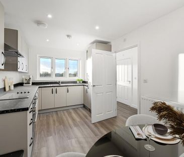 4 bedroom end of terrace house to rent - Photo 3