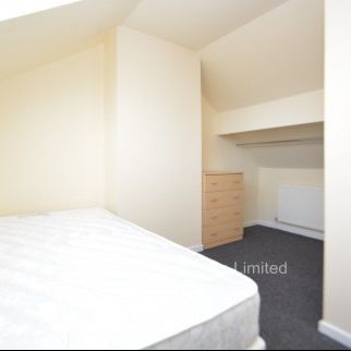 3 Bedroom Student Professional Rentals Leeds - Photo 1