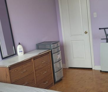 For Lease - 22 Oatfield Road, Brampton, Ontario - Photo 1