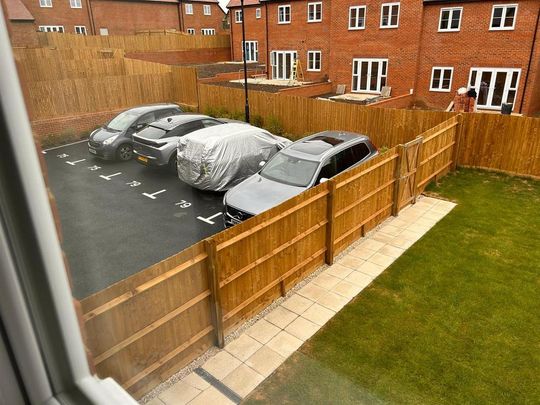 3 bedroom semi-detached house to rent - Photo 1