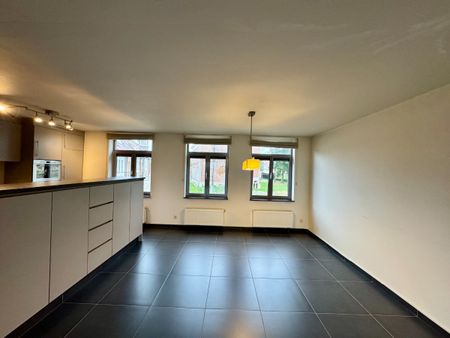 Appartement met fantastisch terras in het centrum - Photo 4