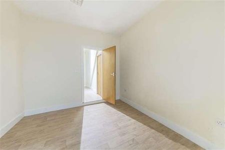 Meanley Road, London, E12 - Photo 3