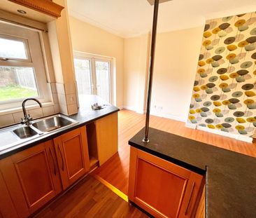 Cliff Avenue, Westcliff-on-Sea, Essex, SS0 7AJ - Photo 2