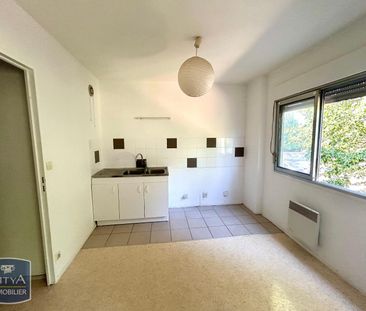 Location Appartement 1 pièce 31m² BOURG EN BRESSE 01000 - Photo 5