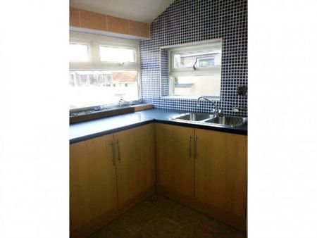 6 Bed HMO - Bedford Road, Newport - Students or Company let - Photo 5