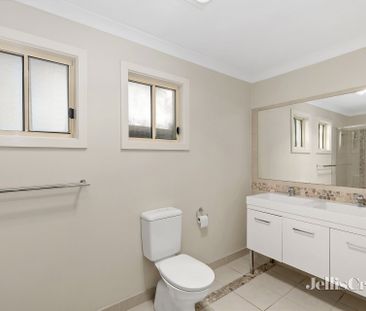 2/13 Sylvan Street, Montmorency - Photo 5