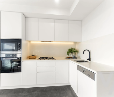 1002/466 King Street, Newcastle West NSW 2302 - Apartment For Rent ... - Photo 3