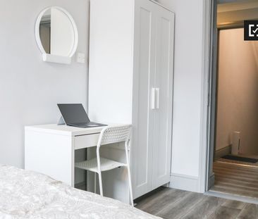 Room in a shared 8-bedroom apartment, Inns Quay, Dublin - Photo 1