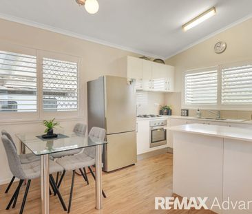 Coastal Charm Meets Modern Comfort - Photo 5