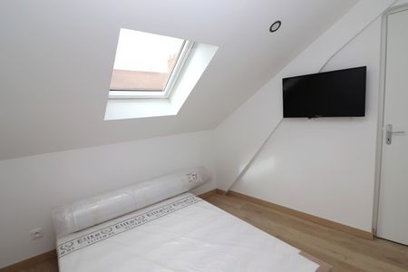 Location Appartement 2 pièces 17m² VICHY 03200 - Photo 2