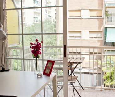 Carrer del Doctor Vicente Pallarés, Valencia, Valencian Community 4... - Photo 1