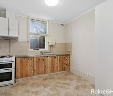 2/28 Addison St, Goulburn, NSW 2580 - Photo 3