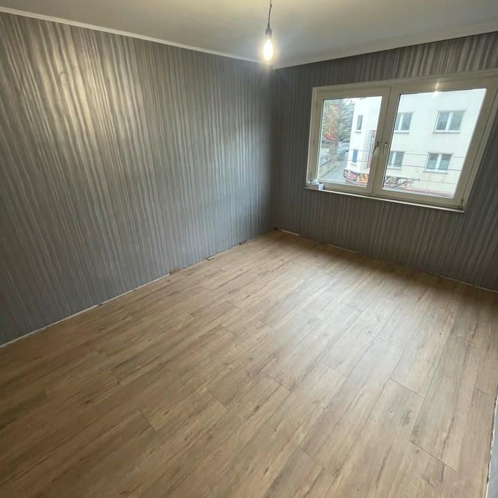 Biete 3 Wohnungen in einem Haus für Airbnb/Monteure/Rent to Rent - Photo 1