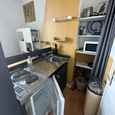 Location Appartement 1 pièce 15m² - Photo 3