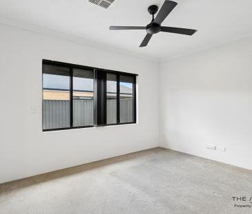 Stylish Family Home with Modern Comfort & Great Outdoor Living - Photo 4