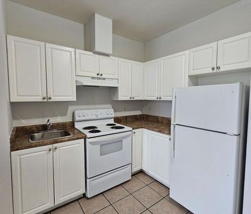 For Lease - 1801 Eglinton Avenue Unit# 307, Toronto, Ontario - Photo 6