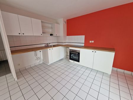 Location Appartement 3 pièces 64m² - Photo 3
