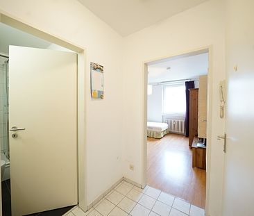 VERMIETET 1-Zimmerwohnung mit Einbauküche - Foto 2