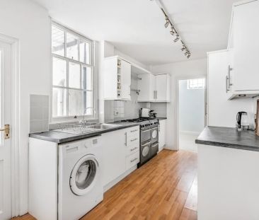 2 bedroom flat to rent - Photo 5