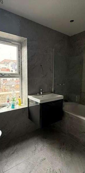 Station Road, London, N11 - Photo 2